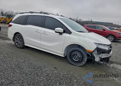 2025 Honda Odyssey Touring z USA, uszkodzony, nr VIN 5FNRL6H84SB062288